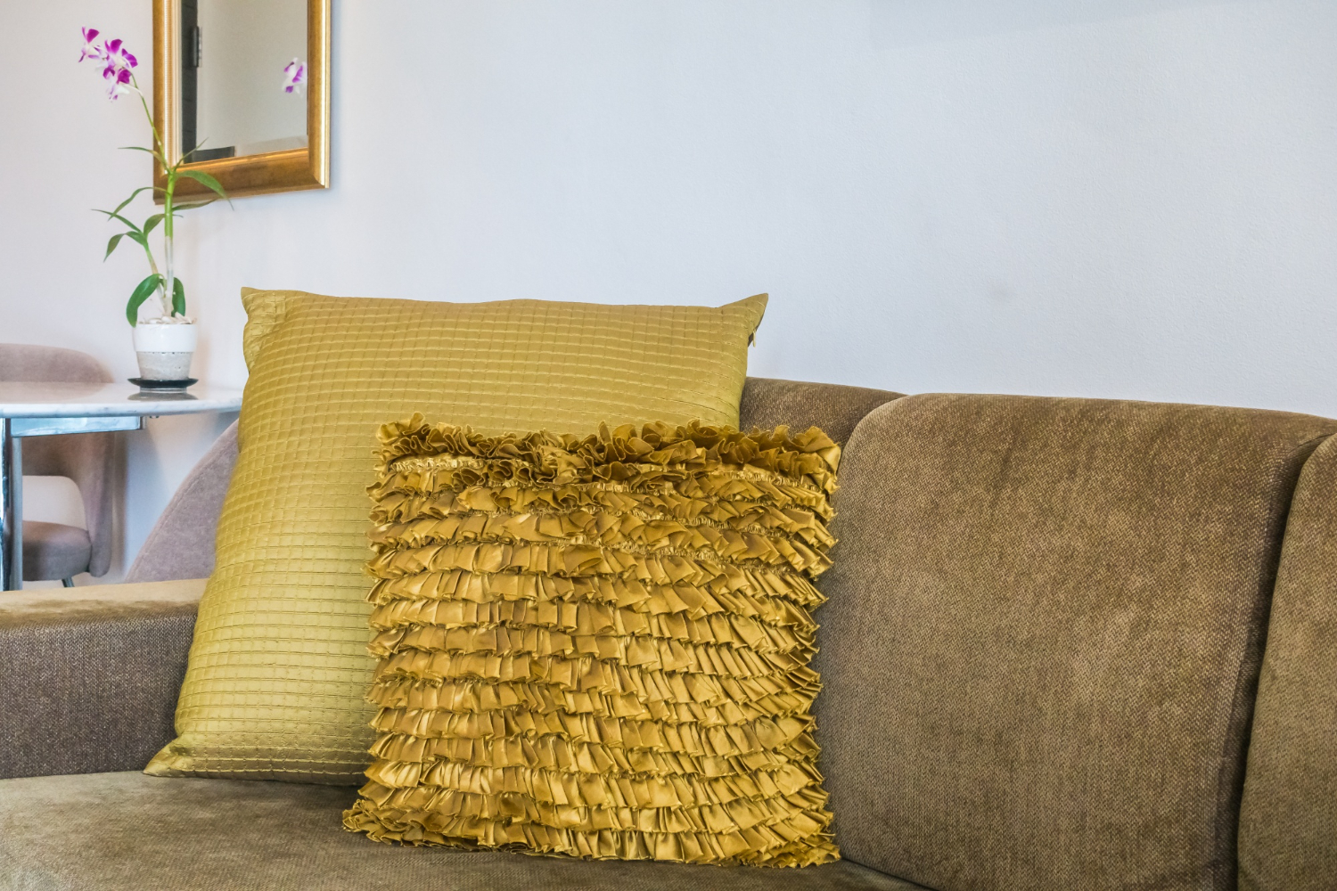 Von Vintage bis Modern So integrieren Sie ein Sofa aus Cord in Ihre Einrichtung